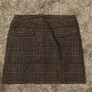Banana Republic Brown Houndstooth Pencil Skirt